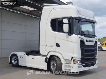 Cabeza tractora Scania S770 4X2 Full-Air Retarder 2x Tanks Standklima Alcoa's Leather: foto 3