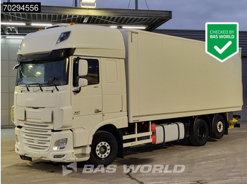 Camión caja cerrada DAF XF 460