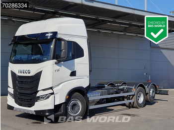 Camión chasis IVECO S-WAY