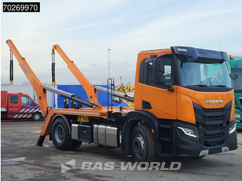 Camión portacontenedor de cadenas nuevo Iveco X-Way 360 4X2 NEW! HIAB 12tons skiploader Automatic Euro 6: foto 3