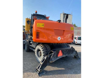 Excavadora de ruedas Hitachi ZX170W-5B: foto 5