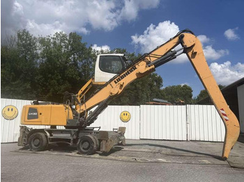 Manipulador de materiales LIEBHERR LH 30 M