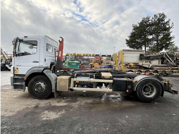 Leasing para Mercedes AXOR 1833 Mercedes AXOR 1833: foto 4