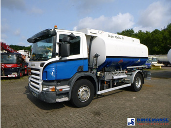 Camión cisterna SCANIA P 230