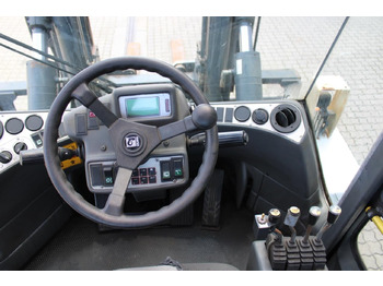 Carretilla elevadora diésel Kalmar DCE120-6: foto 4