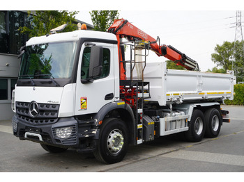 Camión volquete, Camión grúa MERCEDES-BENZ Arocs 2636 / 6x4 / HDS Fassi / 3-Way Tipper / Bortmatic: foto 4