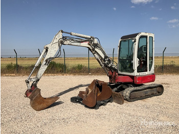 Miniexcavadora TAKEUCHI