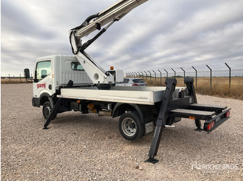 Camión con plataforma elevadora 2015 Nissan NT400 Cabstar 2015 Oil&Steel Scorpion 1812 Sm ... Bucket Truck: foto 2