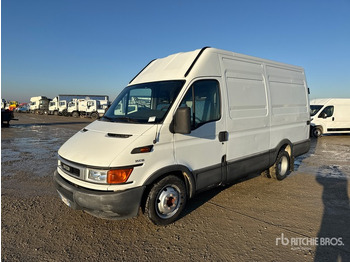 Camión caja cerrada IVECO Daily 35c13