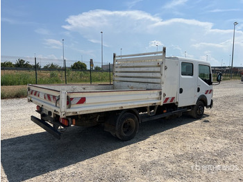 Camión caja abierta 2014 Renault Maxity 140DXI Crew Cab Flatbed Truck: foto 3