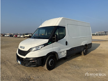 Camión caja cerrada IVECO Daily 35s14