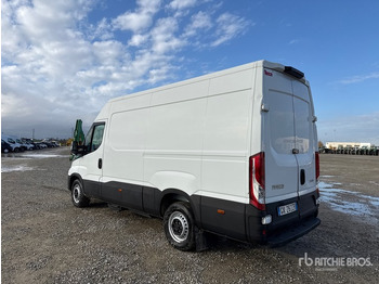 Camión caja cerrada 2022 Iveco Daily 35S14NV 3520L H2 BLUE P Van Truck: foto 2