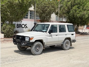 SUV/ Todoterreno TOYOTA Land Cruiser