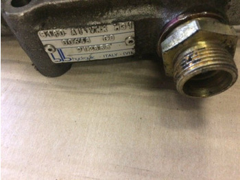 Válvula hidráulica para Equipo de manutención BLB Hydraulic valve for Atlet TS140STFVP420: foto 3