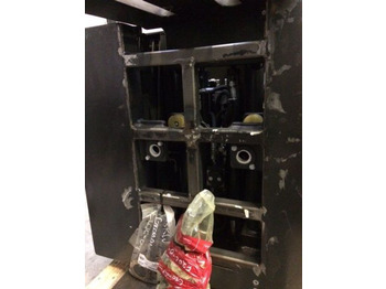 Implemento para Equipo de manutención Stabau Rotator180°, Pallet inverter with load pusher: foto 2
