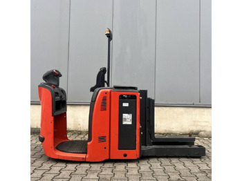 Remolcadora LINDE P30