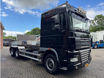 Camión con equipo de cable DAF XF 105 460