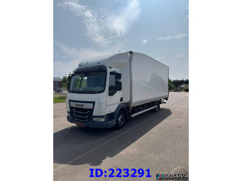 Camión caja cerrada DAF LF 180