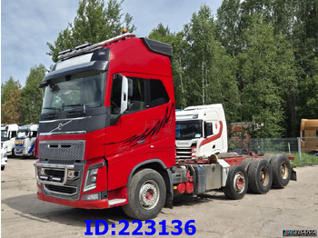 Camión forestal VOLVO FH16 750