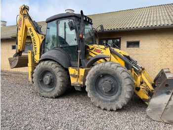 Retroexcavadora NEW HOLLAND