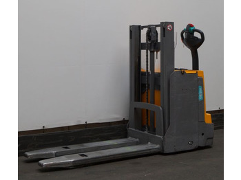 Apilador JUNGHEINRICH EJD