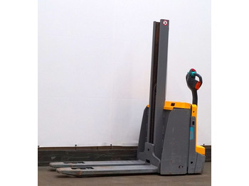 Apilador JUNGHEINRICH EJD