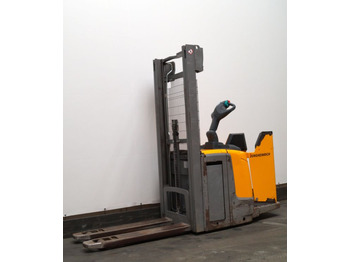 Apilador JUNGHEINRICH