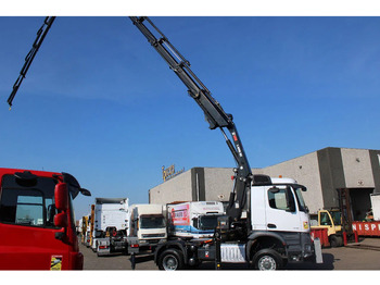 Camión grúa Mercedes-Benz Arocs 2051 + 4X4 + HIAB 302 E6 / JIB 70 X 4 + 10 EXTENTSIONS / NEW!!: foto 2