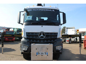 Camión grúa Mercedes-Benz Arocs 2051 + 4X4 + HIAB 302 E6 / JIB 70 X 4 + 10 EXTENTSIONS / NEW!!: foto 5