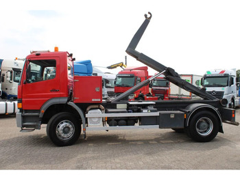 Camión multibasculante Mercedes-Benz Atego 1923 + HOOK SYSTEM + EURO 2: foto 2