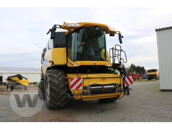 Cosechadora de granos New Holland CR 9090: foto 4
