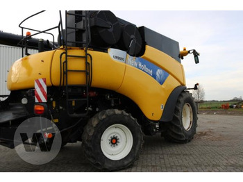 Cosechadora de granos New Holland CR 9090: foto 5