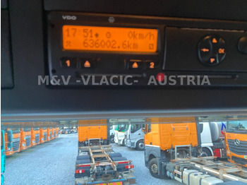 Camión portacontenedore/ Intercambiable Mercedes-Benz 2542: foto 5
