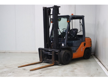 Carretilla elevadora diésel Toyota 52-8FDJF35: foto 4 Carretilla elevadora diésel Toyota 52-8FDJF35: foto 4