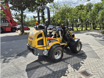 Cargadora articulada MUSTANG AL 306 miniloader: foto 4