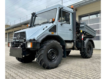 Camión volquete Unimog 130 - U130 418 74426 mit Kran und Winde Mer: foto 3