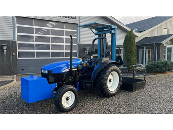 Tractor New Holland TN55D Med Byggelift: foto 2 Tractor New Holland TN55D Med Byggelift: foto 2