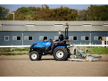 Tractor municipal SOLIS