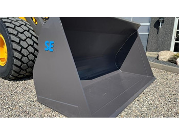 Cargadora de ruedas VOLVO