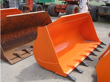 Cazo cargador HITACHI