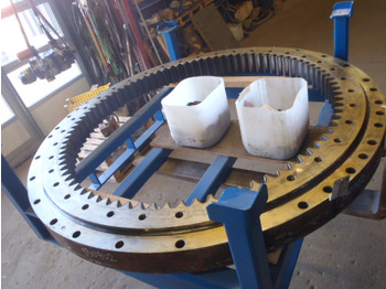 Corona de giro KOBELCO