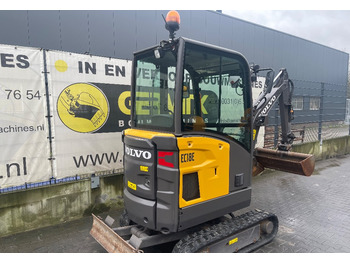 Miniexcavadora Volvo EC 18 E: foto 1