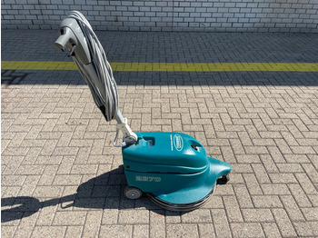 Barredora vial TENNANT