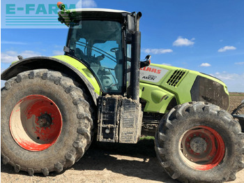Tractor CLAAS Axion 830