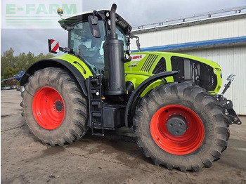 Tractor CLAAS Axion 930