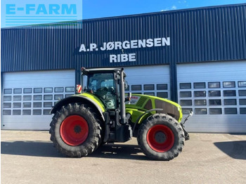 Tractor CLAAS Axion 930