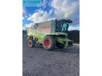 Cosechadora de granos CLAAS Lexion