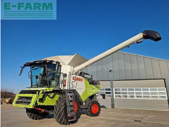 Cosechadora de granos CLAAS trion 750: foto 2