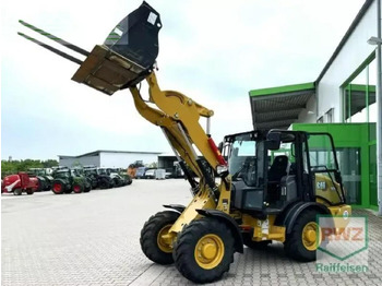 Miniexcavadora CATERPILLAR 906