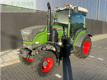 Tractor FENDT 200 Vario